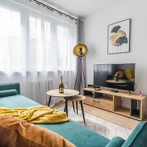 Uroczy 2 - 10 Min Do Morza! Apartament